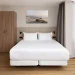 فندق إن إتش 4*