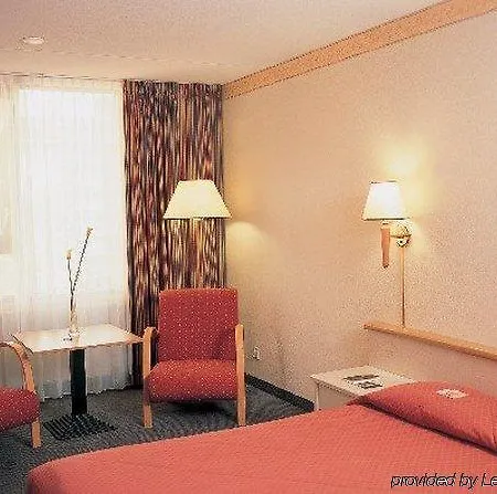 Hotel Nh 4*